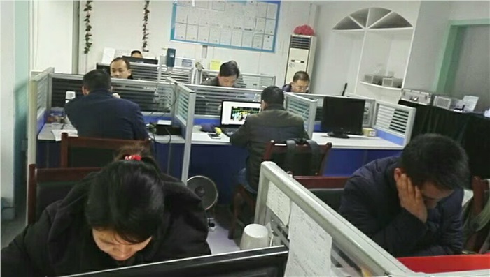 乐玩（中国）战士春节前夕激情奋战，促项目完美收官